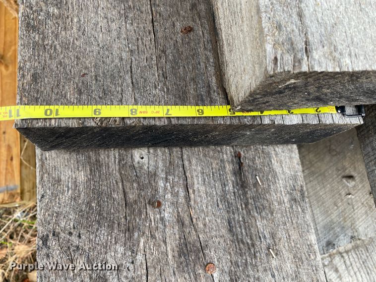 image for item DK6366 Approximately 50 pieces of oak lumber