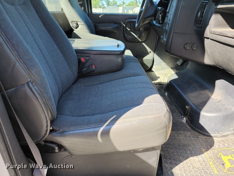 image for item DL6658 2008 Chevrolet C5500  flatbed truck