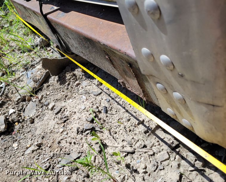 image for item DM2385 Hewitt Lucas  box bed