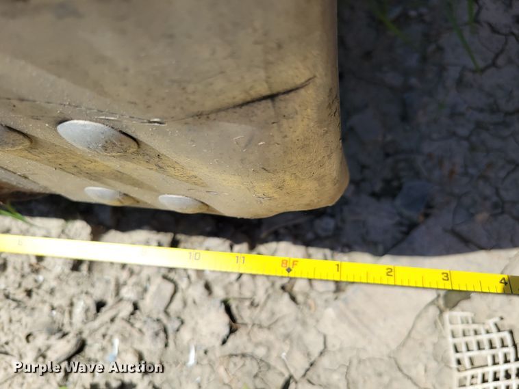 image for item DM2385 Hewitt Lucas  box bed