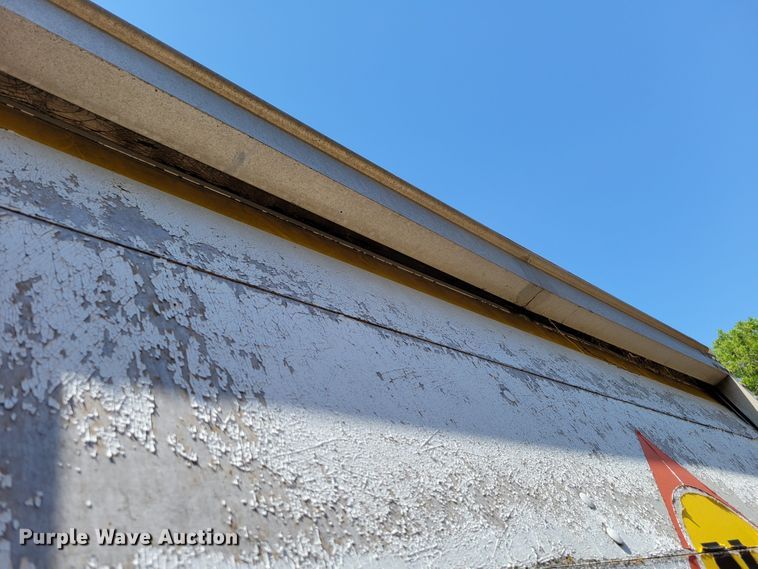 image for item DM2385 Hewitt Lucas  box bed