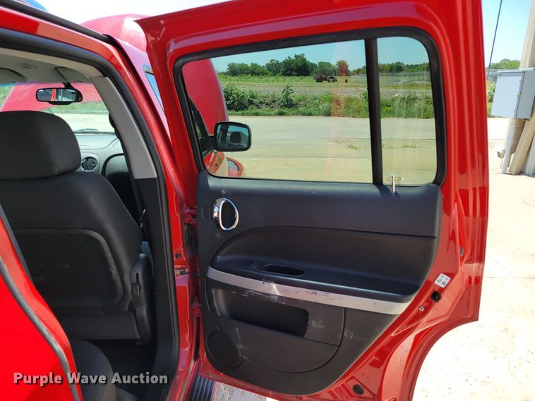image for item DM2395 2011 Chevrolet HHR