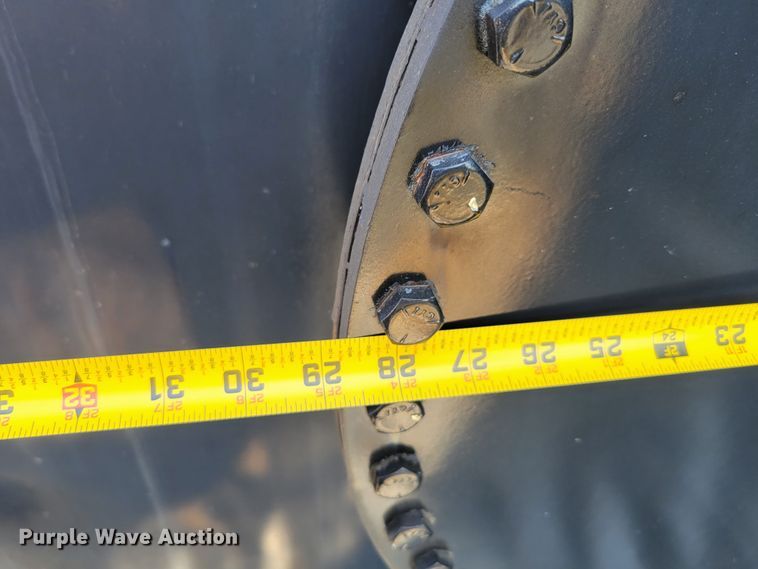 image for item DM2402 Bulk oil tank