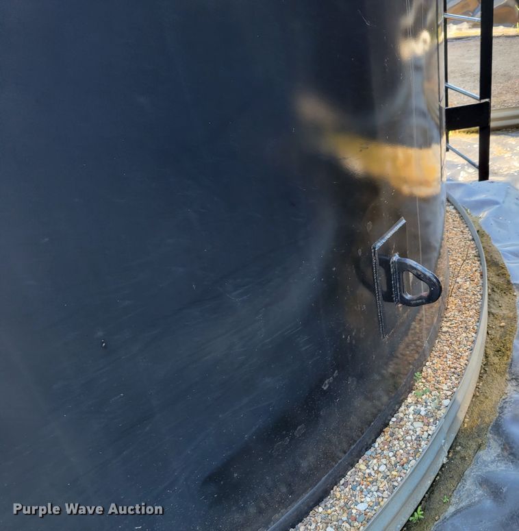 image for item DM2402 Bulk oil tank