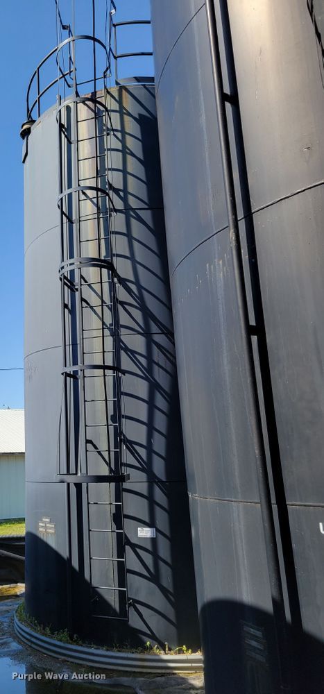 image for item DM2403 Huron Culvert & Tank Co.  bulk oil tank