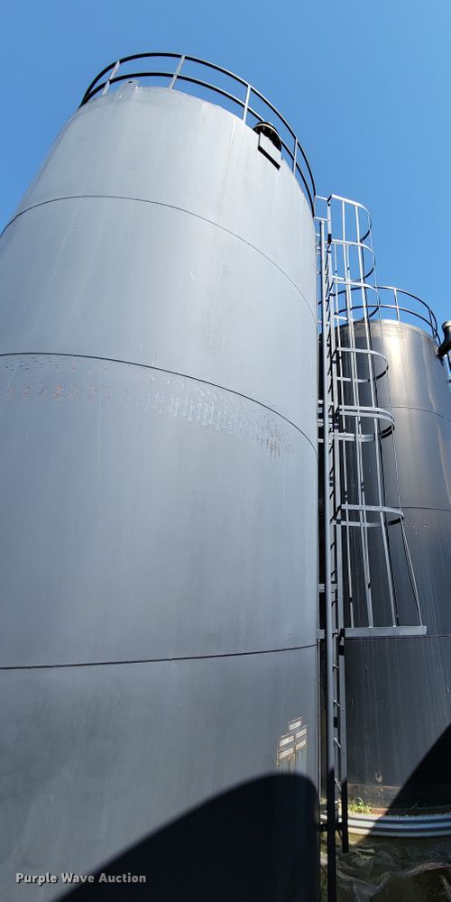 image for item DM2403 Huron Culvert & Tank Co.  bulk oil tank