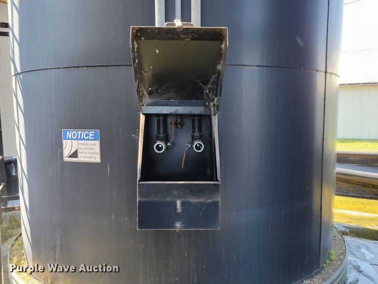 image for item DM2403 Huron Culvert & Tank Co.  bulk oil tank