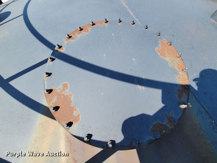 image for item DM2403 Huron Culvert & Tank Co.  bulk oil tank