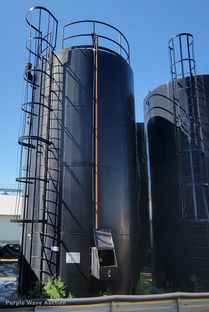 image for item DM2405 Huron Culvert & Tank Co.  bulk oil tank