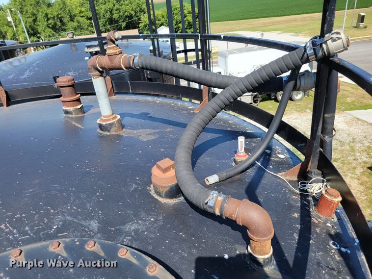 image for item DM2405 Huron Culvert & Tank Co.  bulk oil tank