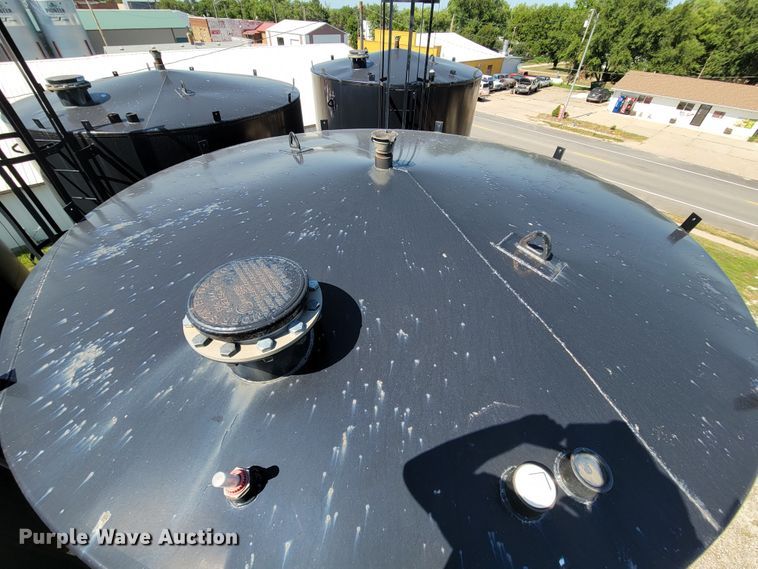 image for item DM2406 We-Mac Manufacturing Co.  bulk oil tank