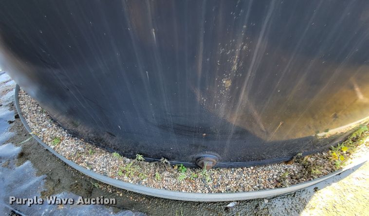 image for item DM2407 We-Mac Manufacturing Co.  bulk oil tank