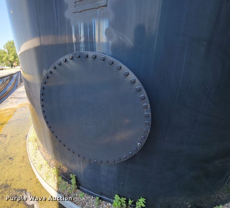 image for item DM2407 We-Mac Manufacturing Co.  bulk oil tank