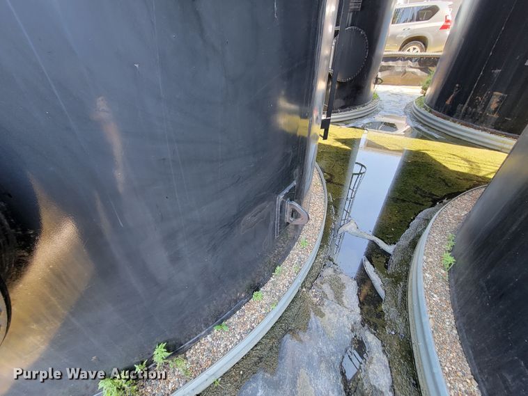 image for item DM2407 We-Mac Manufacturing Co.  bulk oil tank