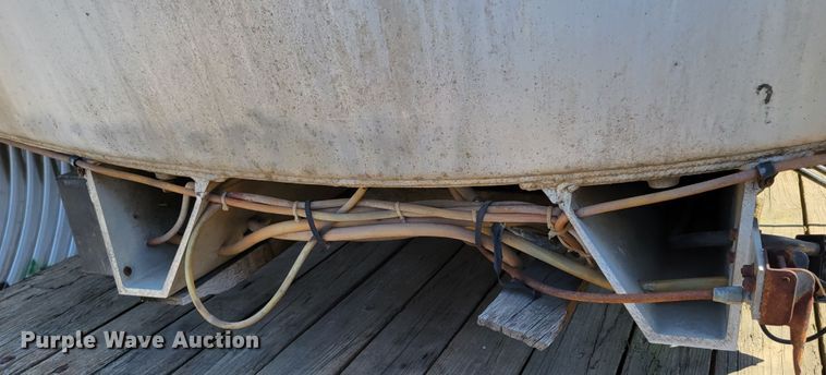 image for item DM2408 Aluminum tank bed