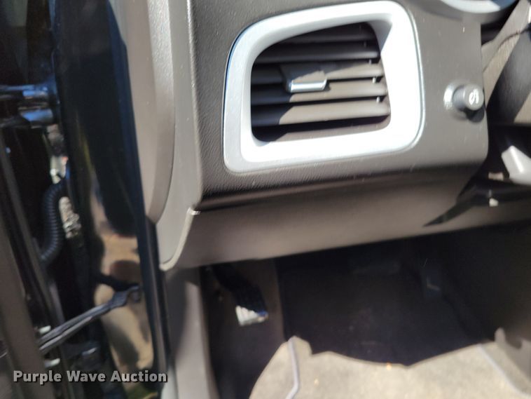 image for item DM2430 2010 Chevrolet Equinox LT  SUV