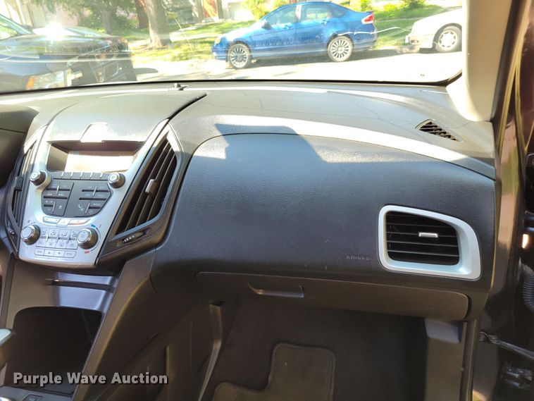 image for item DM2430 2010 Chevrolet Equinox LT  SUV