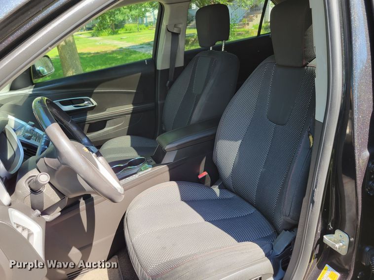 image for item DM2430 2010 Chevrolet Equinox LT  SUV
