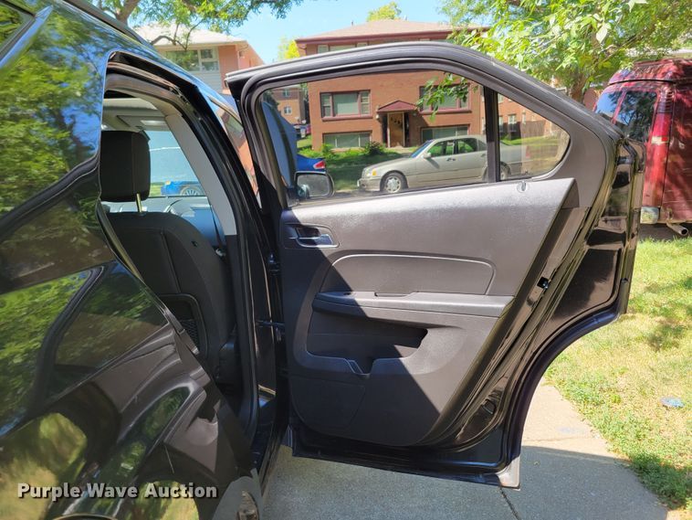 image for item DM2430 2010 Chevrolet Equinox LT  SUV