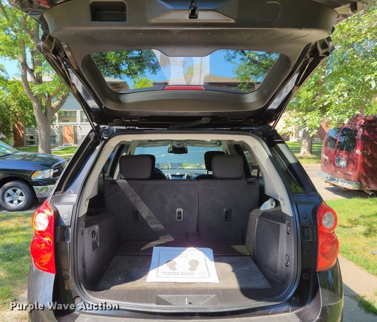 image for item DM2430 2010 Chevrolet Equinox LT  SUV