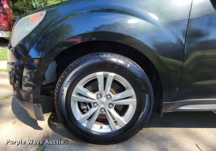image for item DM2430 2010 Chevrolet Equinox LT  SUV