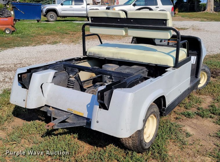 image for item DM2444 2000 Yamaha G11A  golf cart