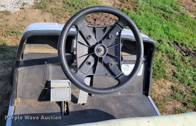 image for item DM2444 2000 Yamaha G11A  golf cart