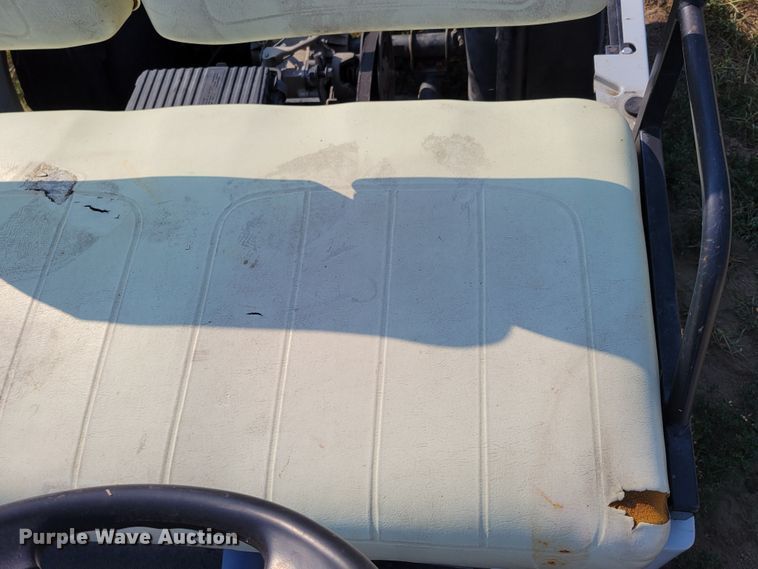 image for item DM2444 2000 Yamaha G11A  golf cart