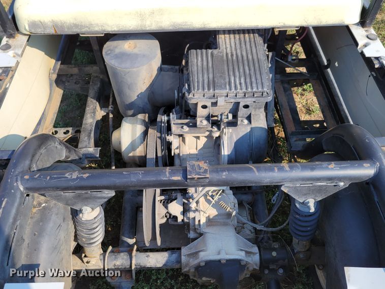 image for item DM2444 2000 Yamaha G11A  golf cart