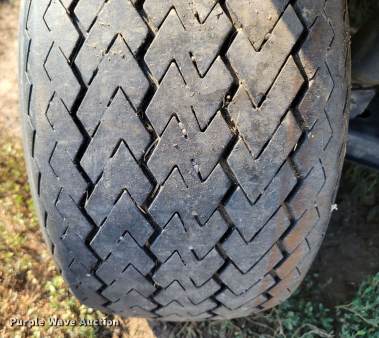 image for item DM2444 2000 Yamaha G11A  golf cart