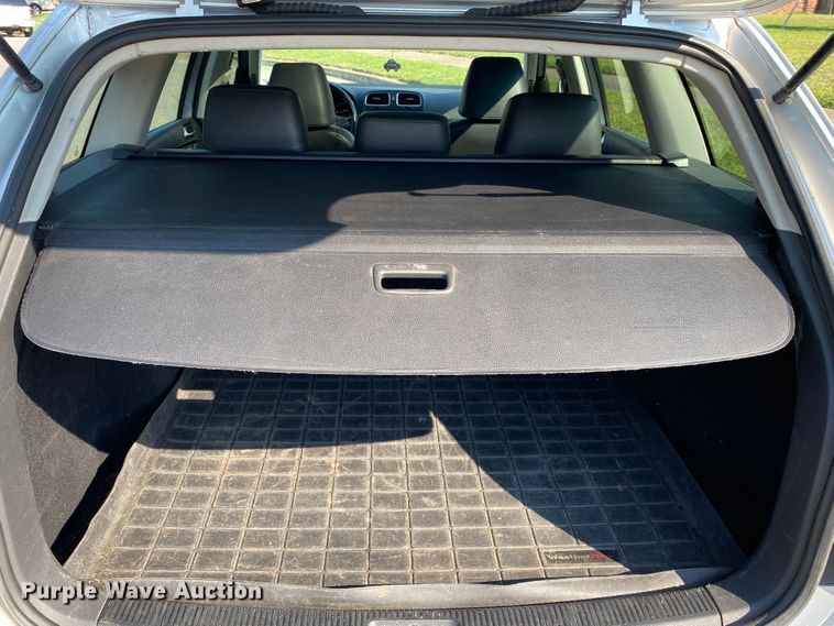 image for item DM4214 2011 Volkswagen Jetta SportWagen TDI