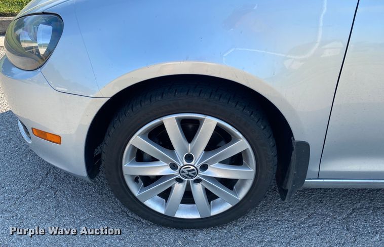 image for item DM4214 2011 Volkswagen Jetta SportWagen TDI