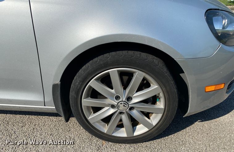 image for item DM4214 2011 Volkswagen Jetta SportWagen TDI