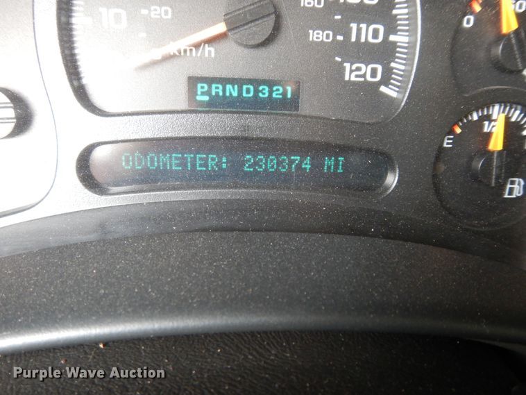 image for item DN1667 2005 Chevrolet Silverado 2500HD  Crew Cab pickup truck