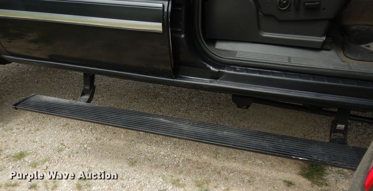 image for item DN1667 2005 Chevrolet Silverado 2500HD  Crew Cab pickup truck