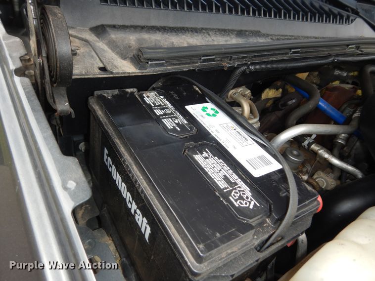 image for item DN1667 2005 Chevrolet Silverado 2500HD  Crew Cab pickup truck