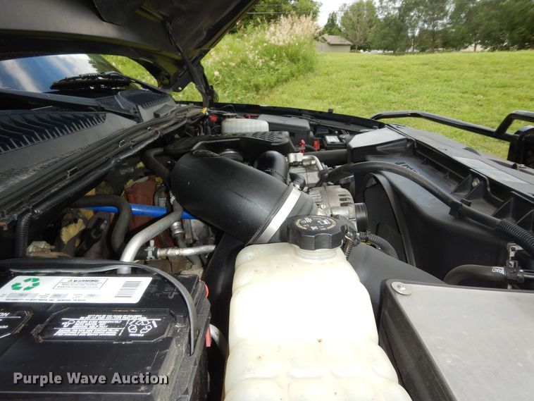 image for item DN1667 2005 Chevrolet Silverado 2500HD  Crew Cab pickup truck