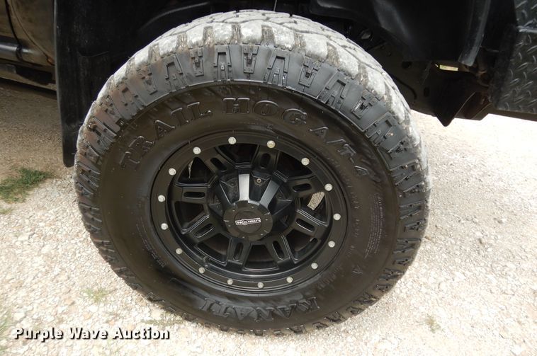 image for item DN1667 2005 Chevrolet Silverado 2500HD  Crew Cab pickup truck