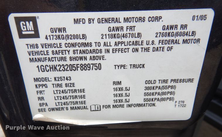 image for item DN1667 2005 Chevrolet Silverado 2500HD  Crew Cab pickup truck