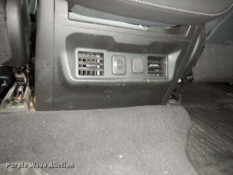 image for item DN1674 2019 GMC Sierra 1500  Crew Cab pickup truck