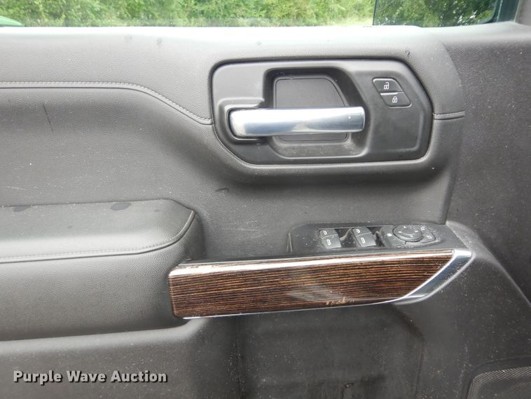 image for item DN1674 2019 GMC Sierra 1500  Crew Cab pickup truck