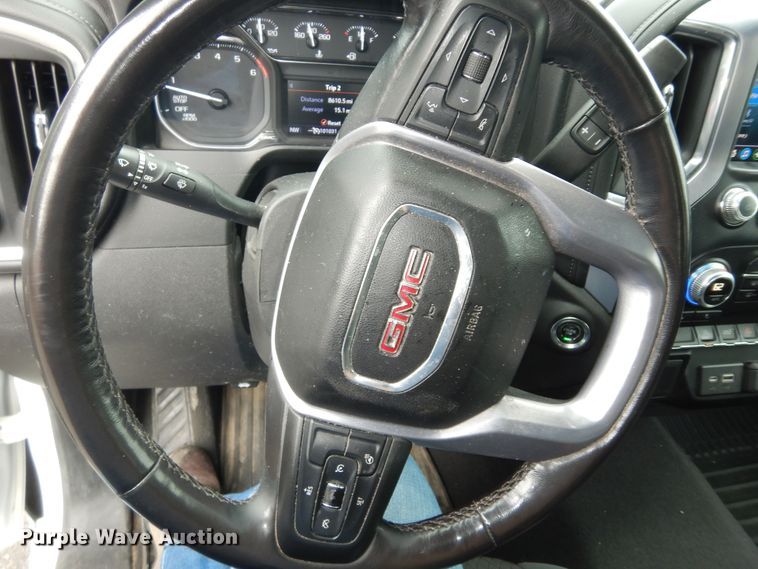 image for item DN1674 2019 GMC Sierra 1500  Crew Cab pickup truck