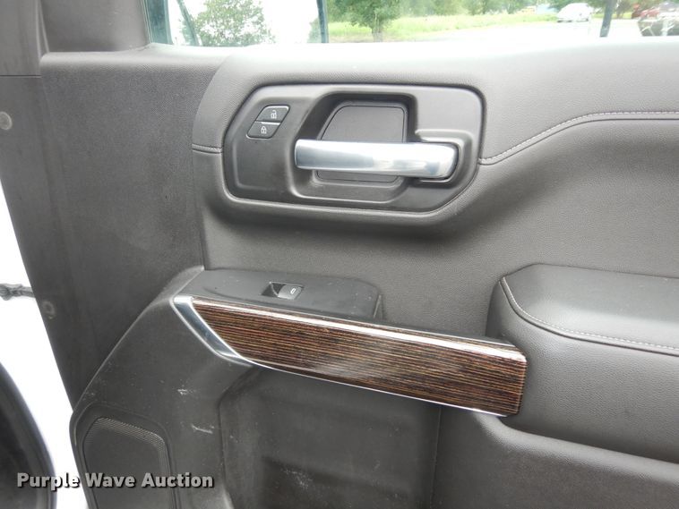 image for item DN1674 2019 GMC Sierra 1500  Crew Cab pickup truck