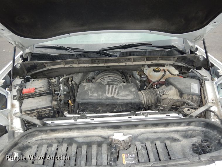 image for item DN1674 2019 GMC Sierra 1500  Crew Cab pickup truck