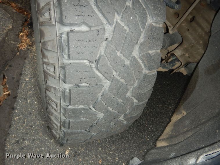 image for item DN1674 2019 GMC Sierra 1500  Crew Cab pickup truck