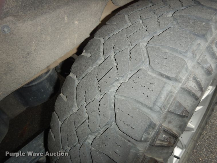 image for item DN1674 2019 GMC Sierra 1500  Crew Cab pickup truck