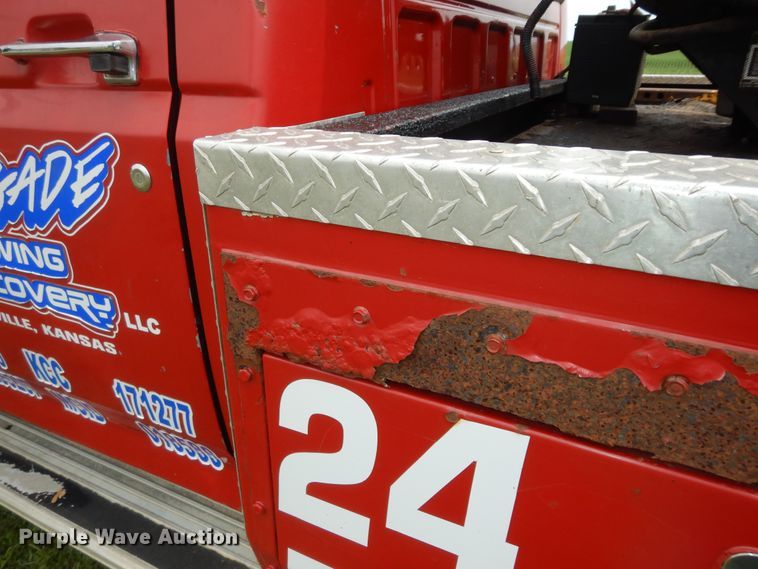 image for item DN1705 1990 Ford F350 XLT Lariat  tow truck