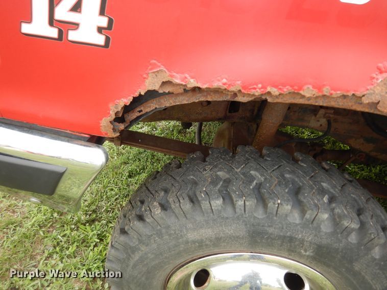 image for item DN1705 1990 Ford F350 XLT Lariat  tow truck