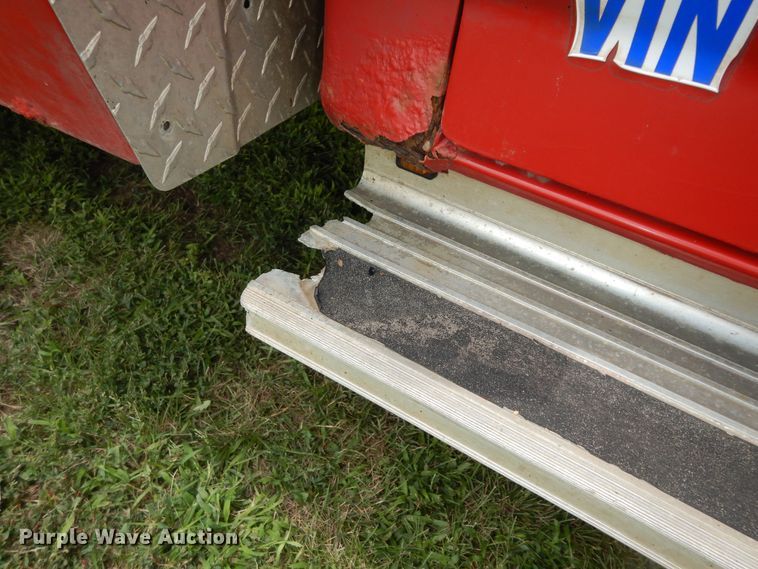 image for item DN1705 1990 Ford F350 XLT Lariat  tow truck