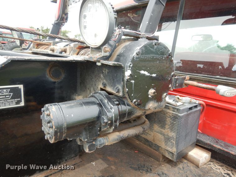 image for item DN1705 1990 Ford F350 XLT Lariat  tow truck